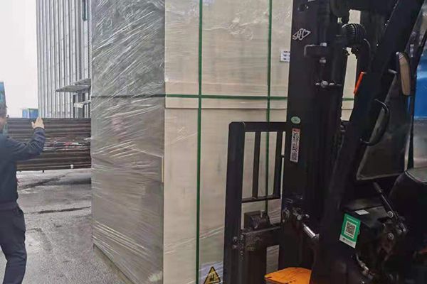 مشروع نظام الطاقة المتجددة لفندق Guiyana