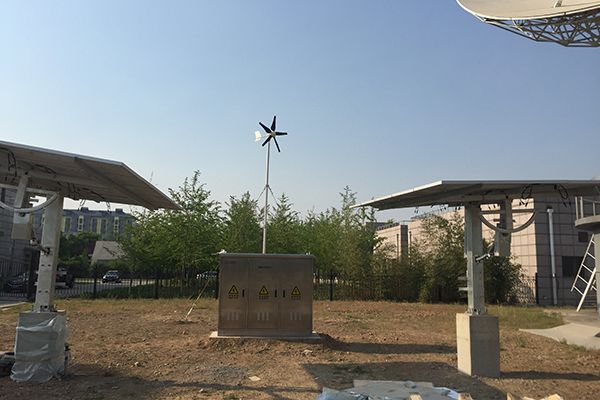 منظومة توليد الطاقة المستدامة لمحطة القاعدة الجوية الصينية