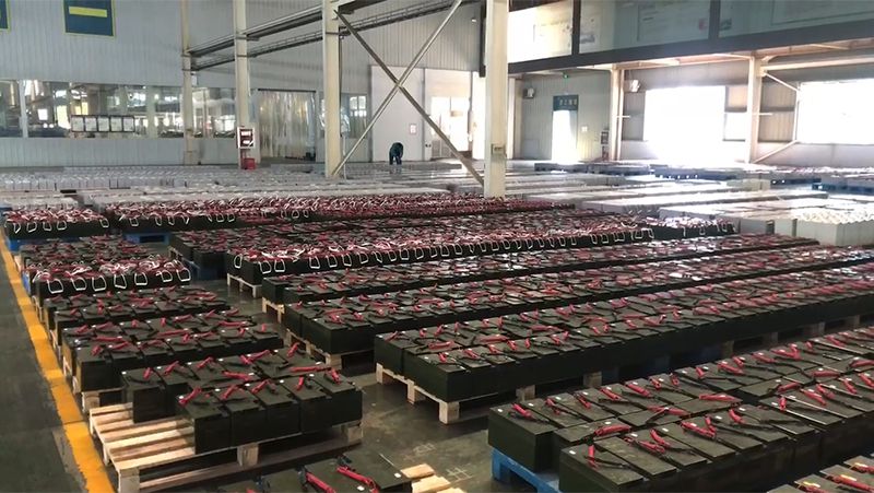 بطاريات جل وبطاريات الرصاص الحمضية